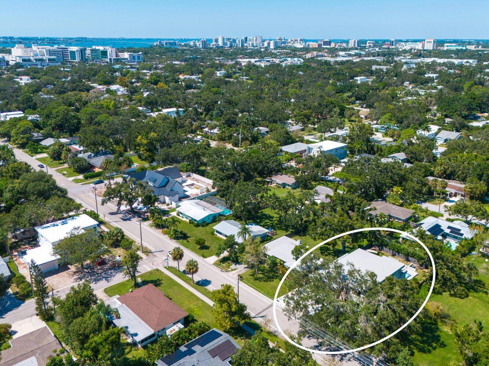 2467 HYDE PARK ST, Sarasota, FL 34239