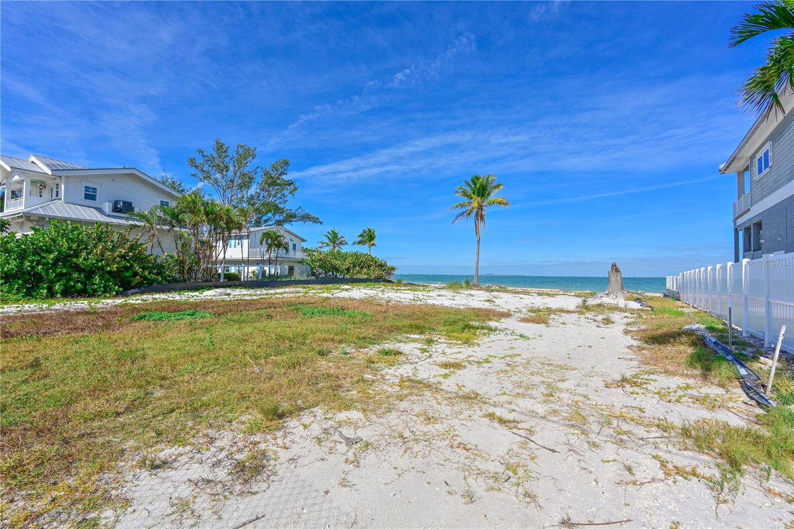 839 N SHORE DR, Anna Maria, FL 34216