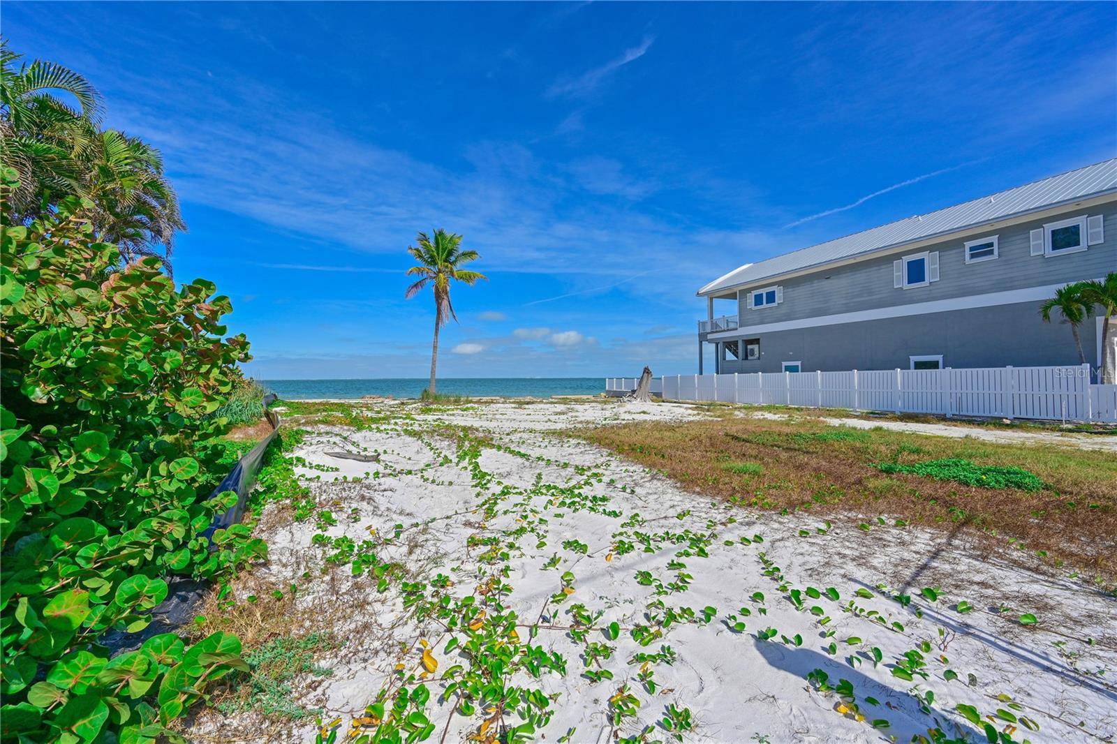 837 N SHORE DR, Anna Maria, FL 34216