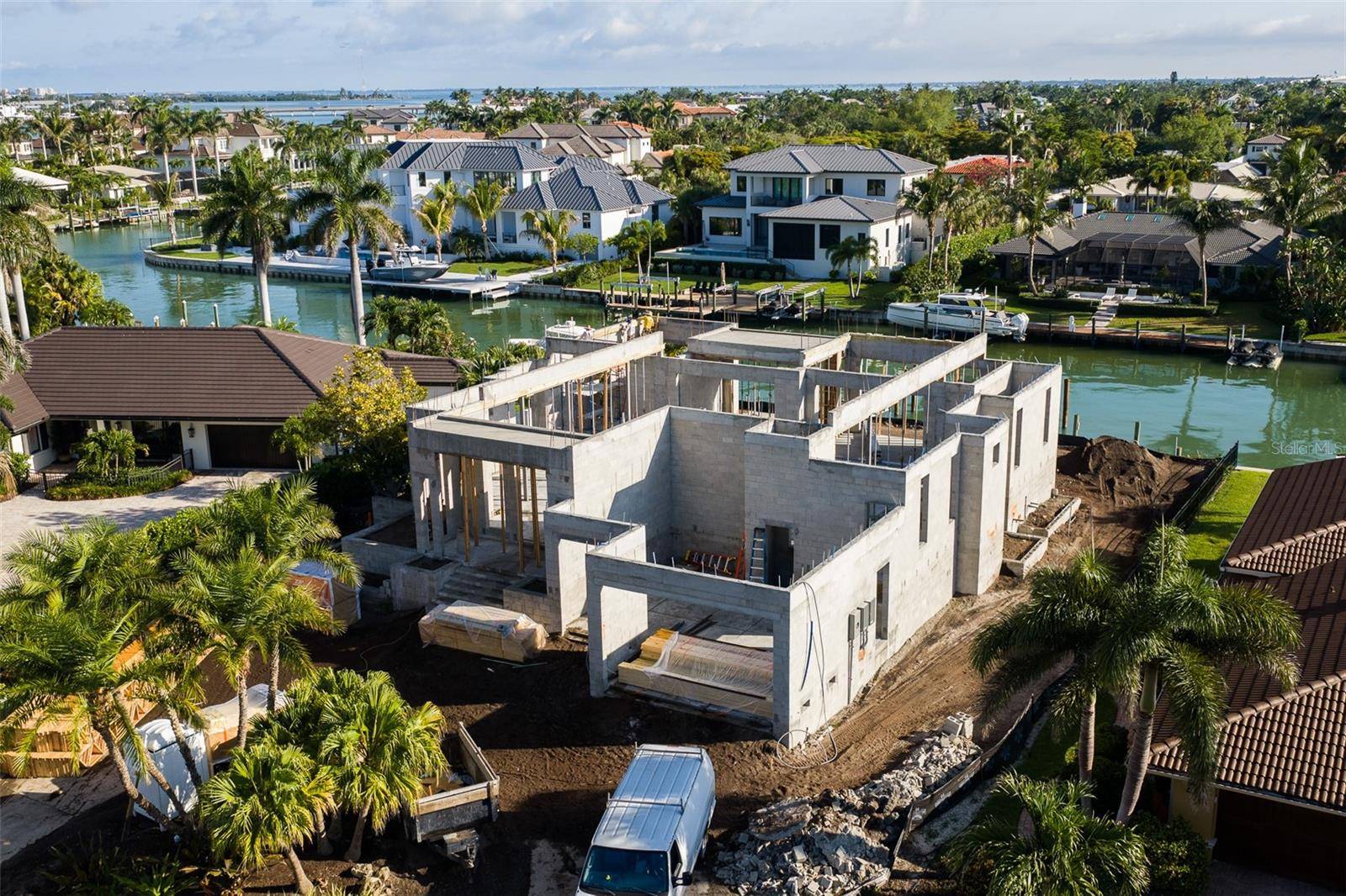 526 N SPOONBILL DR, Sarasota, FL 34236