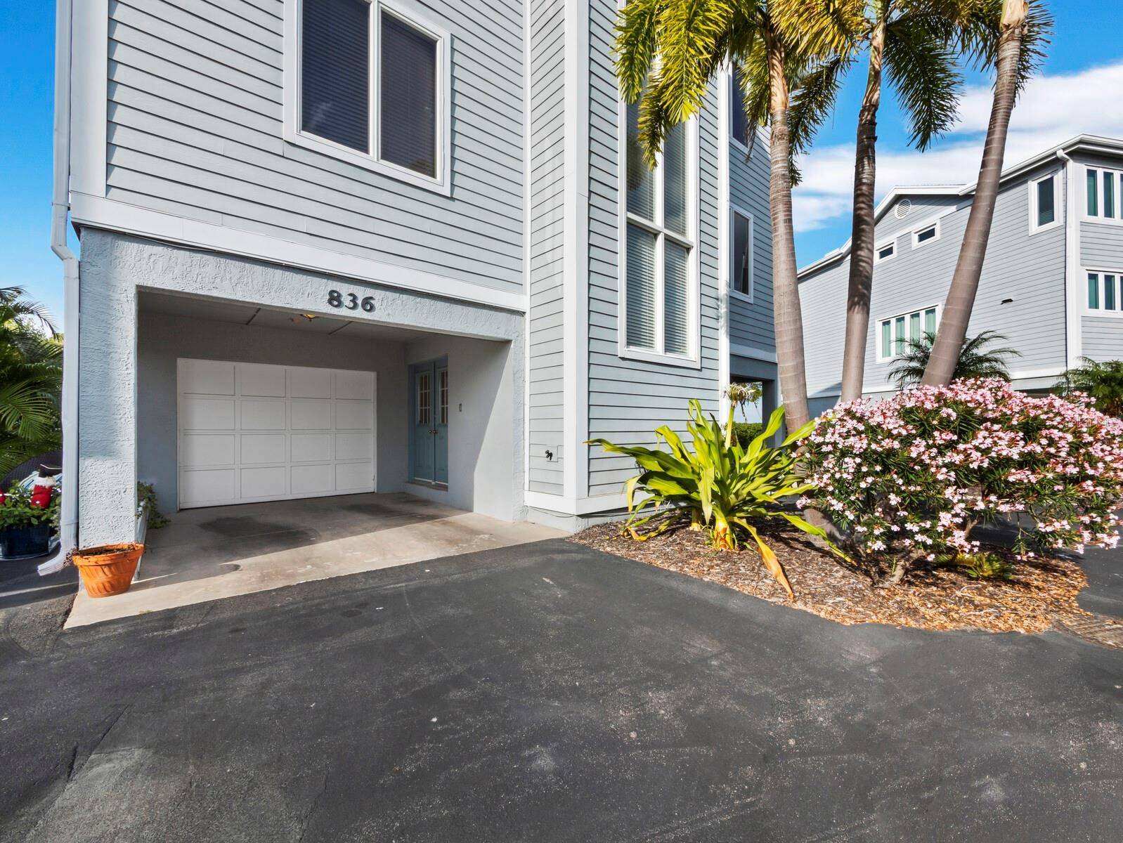 836 EVERGREEN WAY, Longboat Key, FL 34228