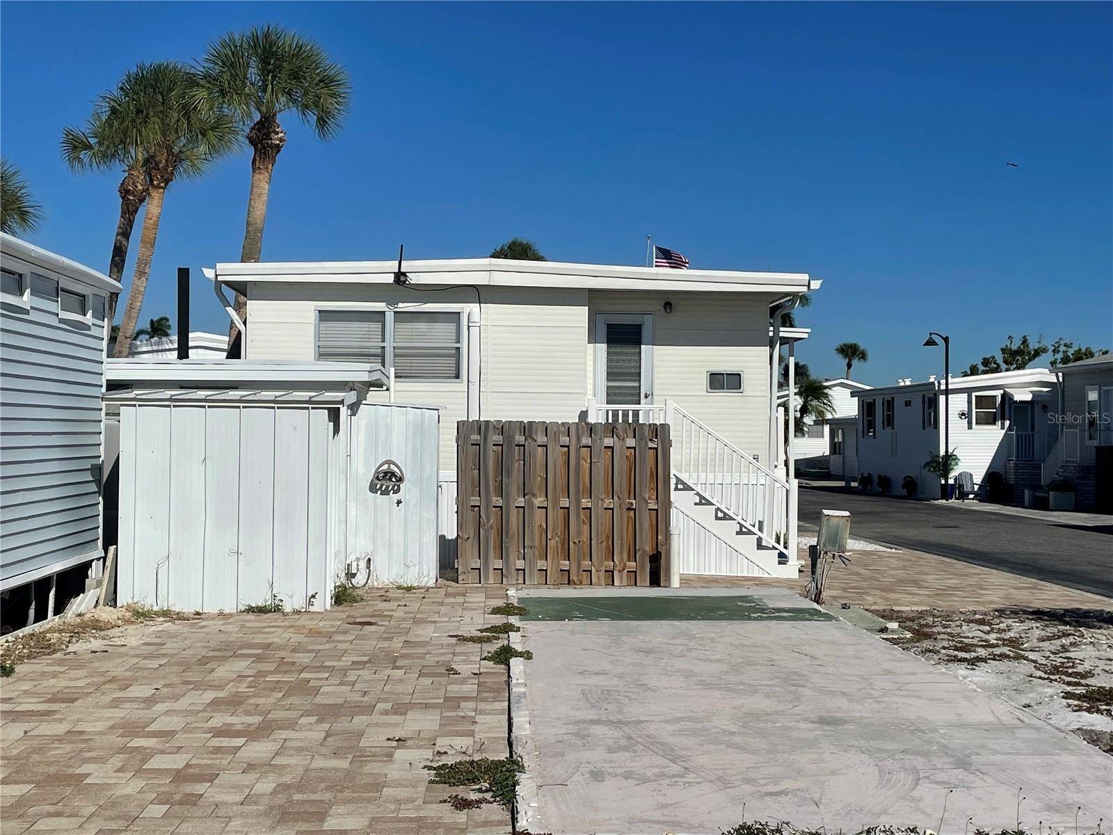 3710 GULF OF MEXICO DR #D11, Longboat Key, FL 34228