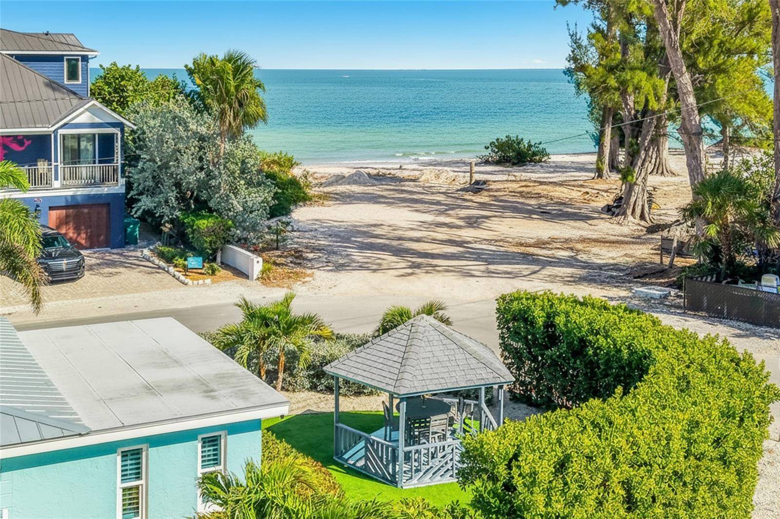 912 N SHORE DR, Anna Maria, FL 34216