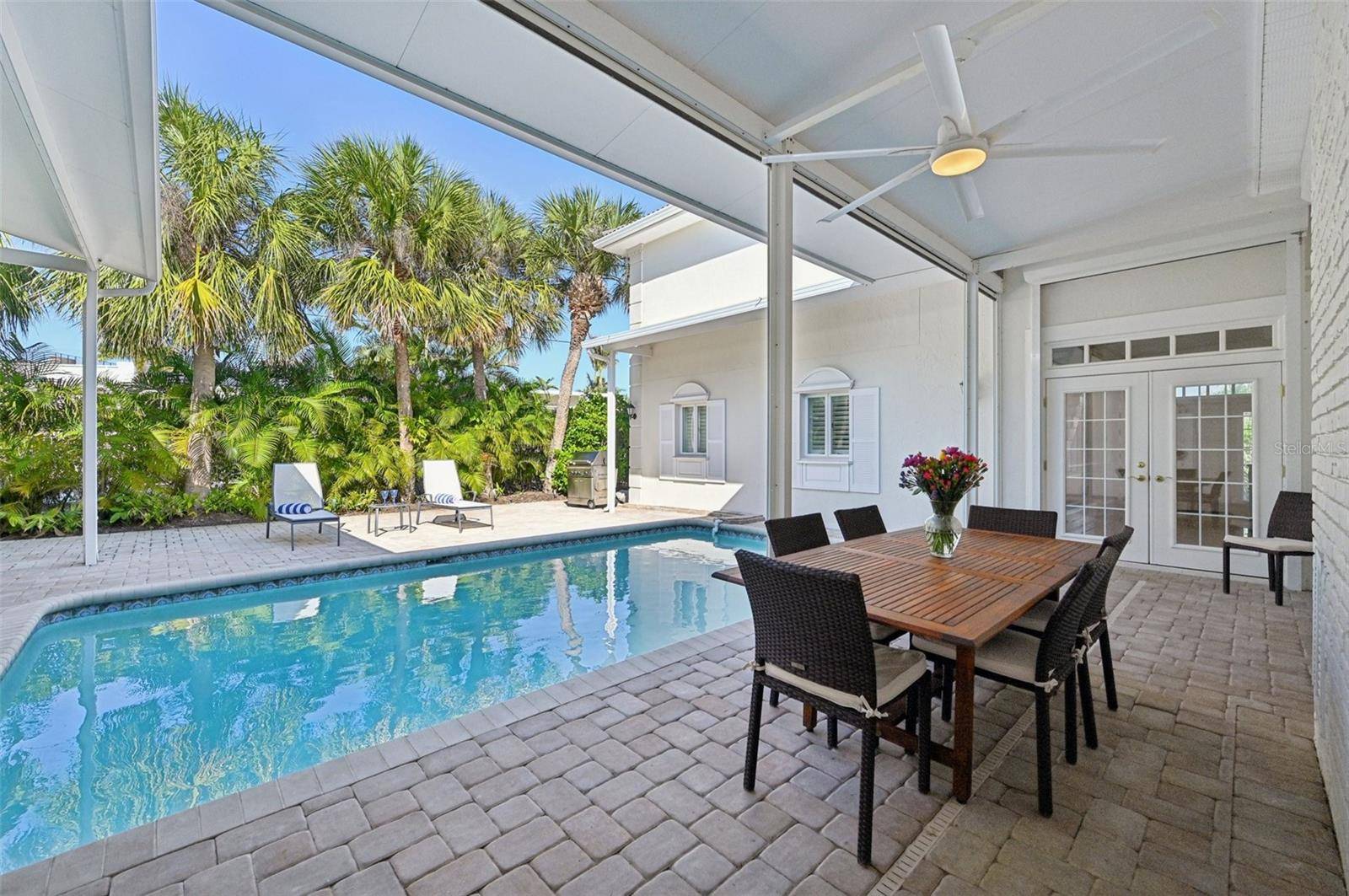 1121 MORNINGSIDE PL, Sarasota, FL 34236