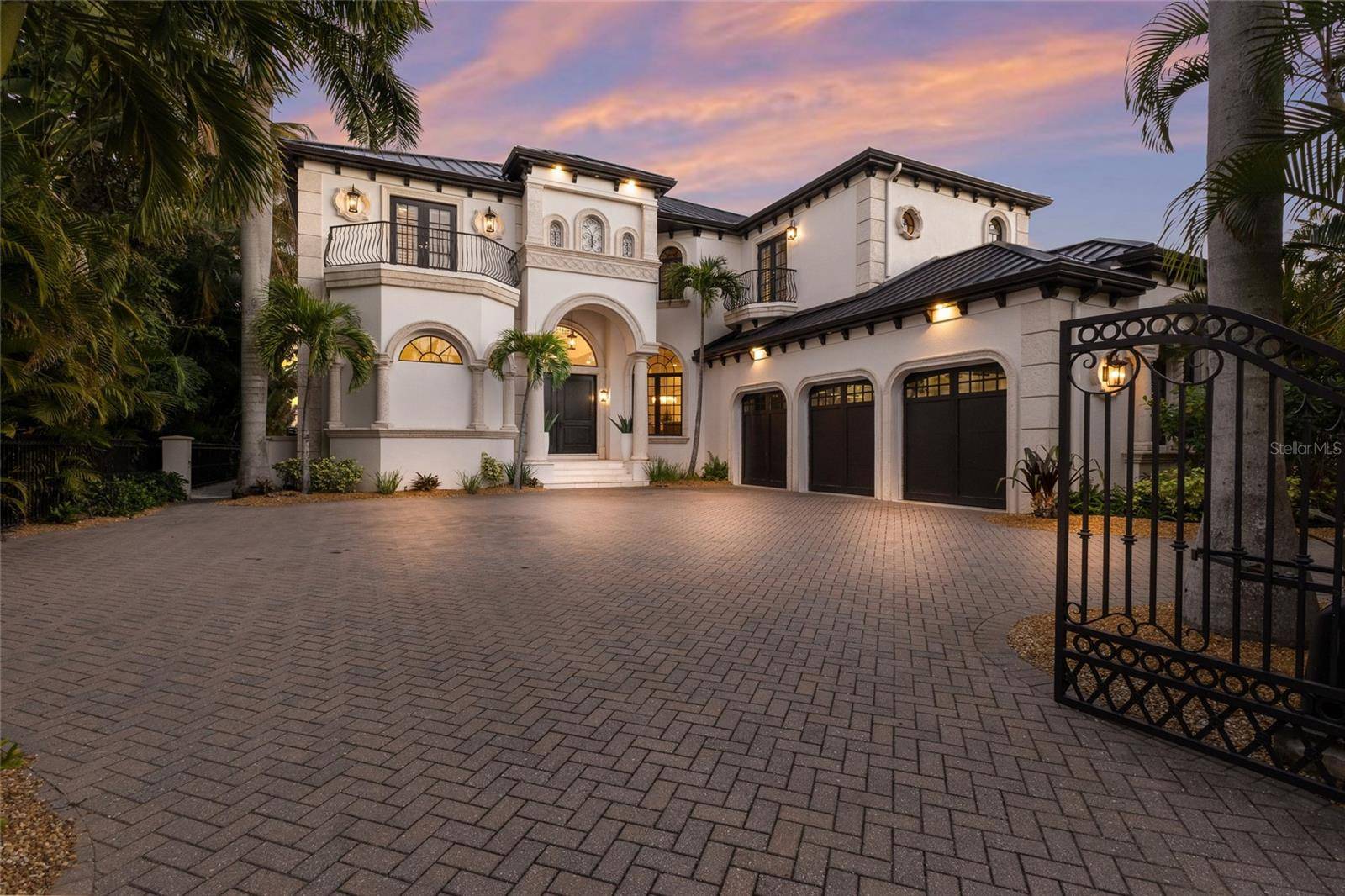 1418 JOHN RINGLING Pkwy, Sarasota, FL 34236