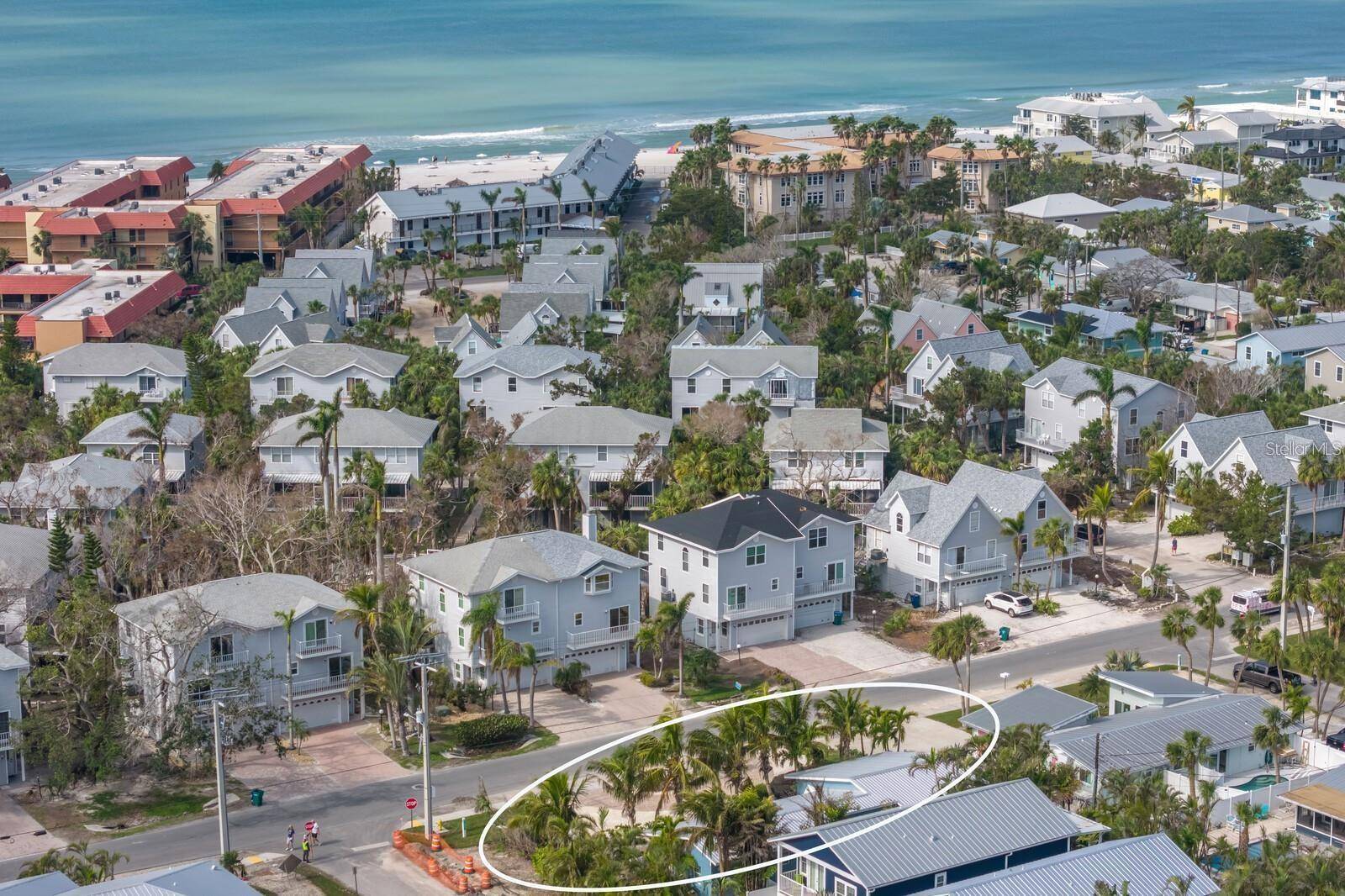 6201 HOLMES BLVD, Holmes Beach, FL 34217