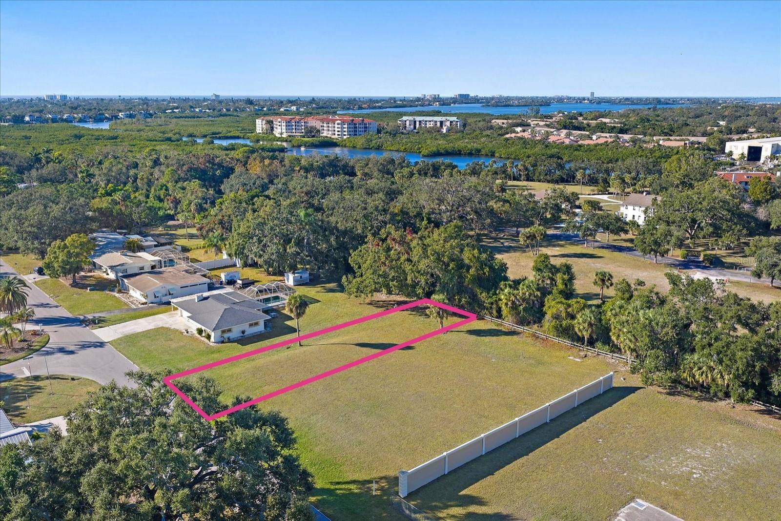 SOUTHWOOD ST, Sarasota, FL 34231