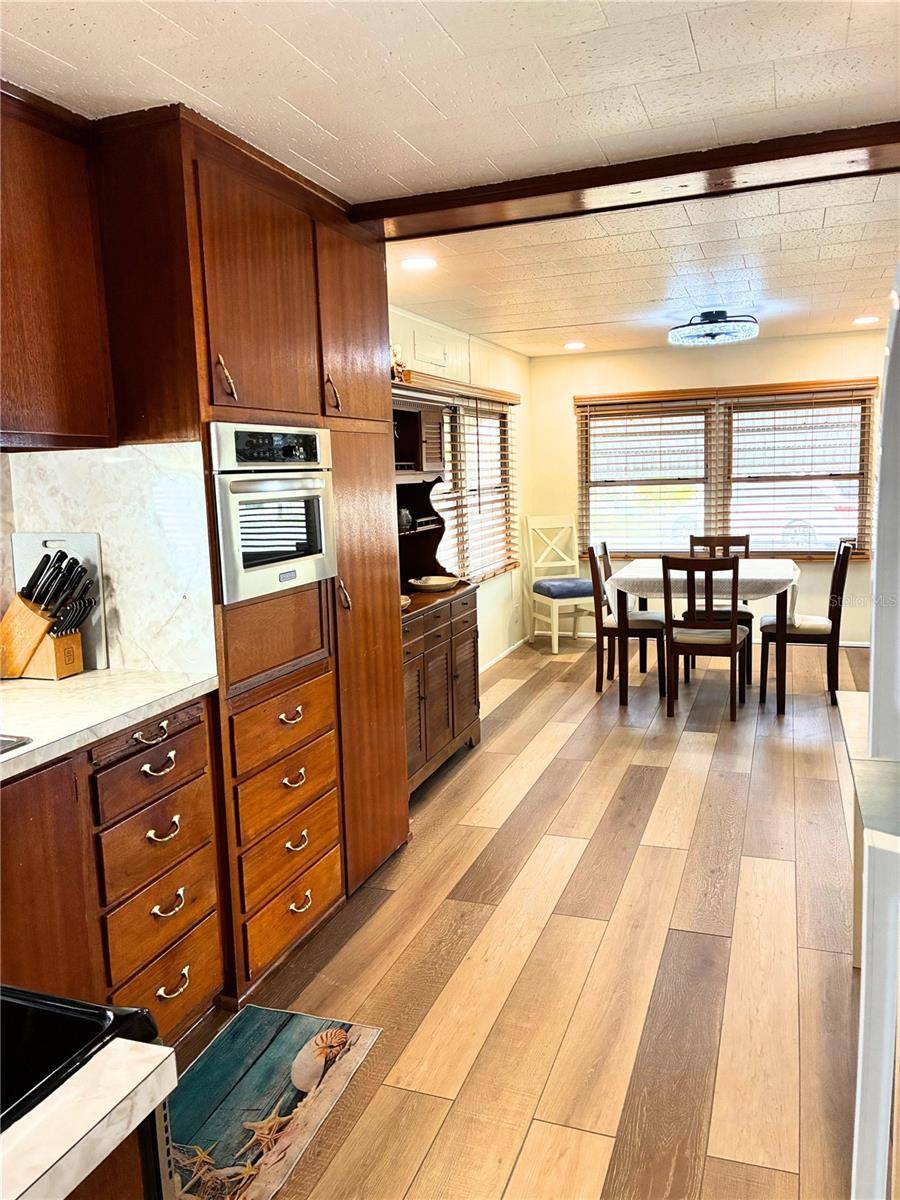 4981 PEBBLE BEACH AVE, Sarasota, FL 34234