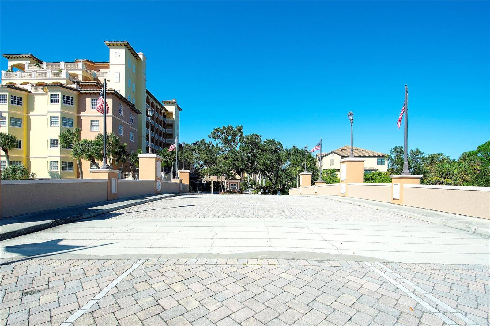 1921 MONTE CARLO DR #603, Sarasota, FL 34231