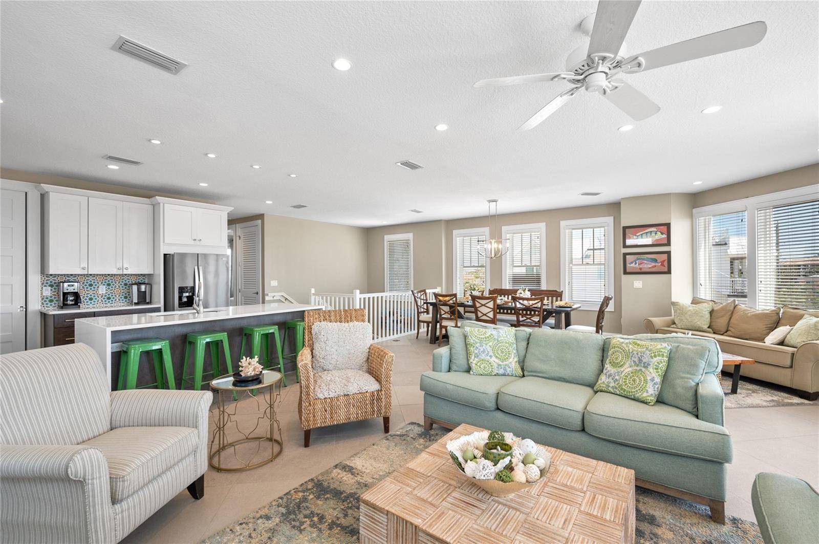 2201 AVENUE C, Bradenton Beach, FL 34217