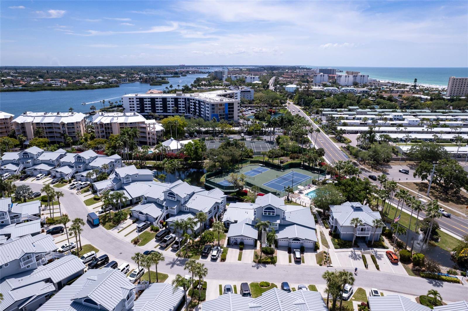 1220 SIESTA BAYSIDE DR #1220-A, Sarasota, FL 34242