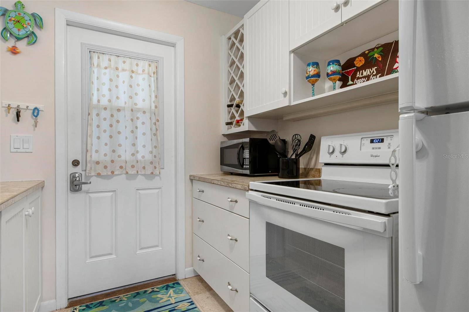 3808 GULF OF MEXICO DR #E205, Longboat Key, FL 34228