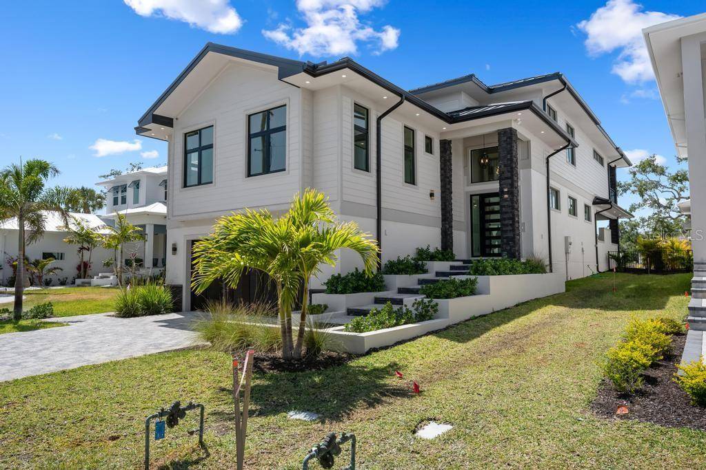 527 VENICE LN, Sarasota, FL 34242