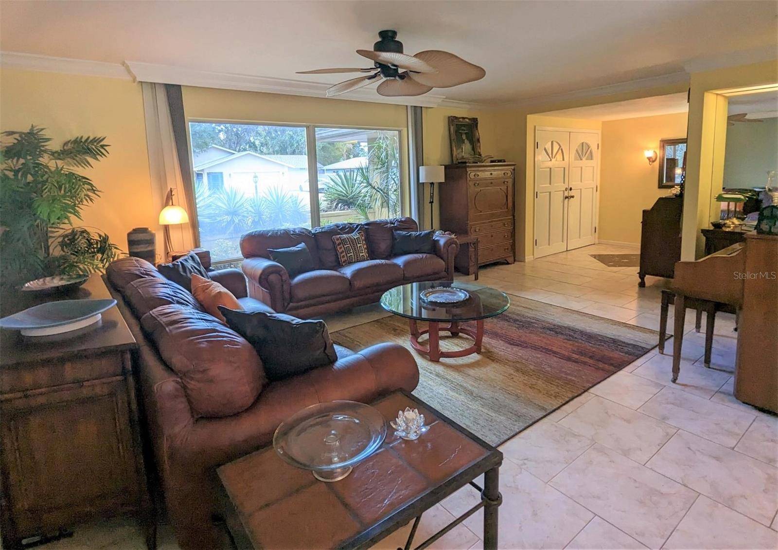 5409 PALM AIRE DR, Sarasota, FL 34243