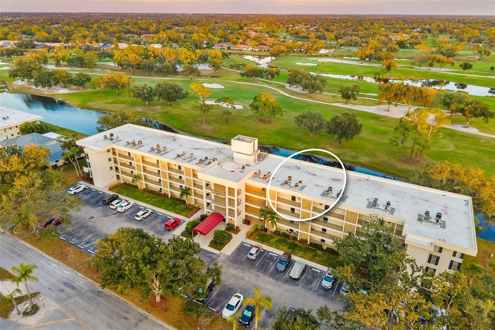 7461 W COUNTRY CLUB DR #404, Sarasota, FL 34243