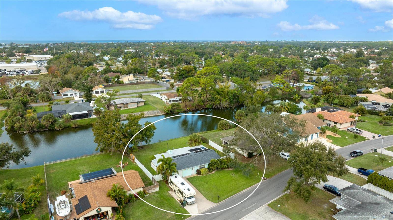 2165 LAKEWOOD DR, Nokomis, FL 34275