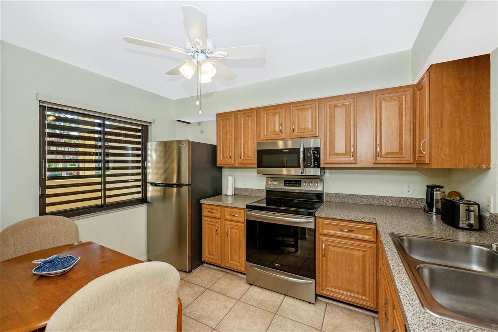 5219 LAKE VILLAGE DR #21, Sarasota, FL 34235