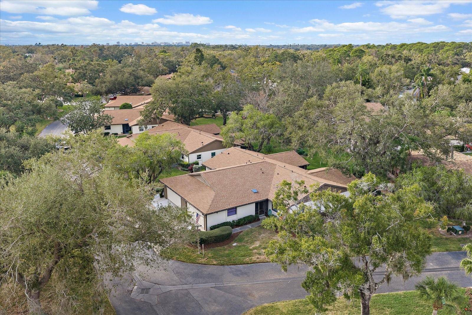 4735 OAK HILL DR #8, Sarasota, FL 34232