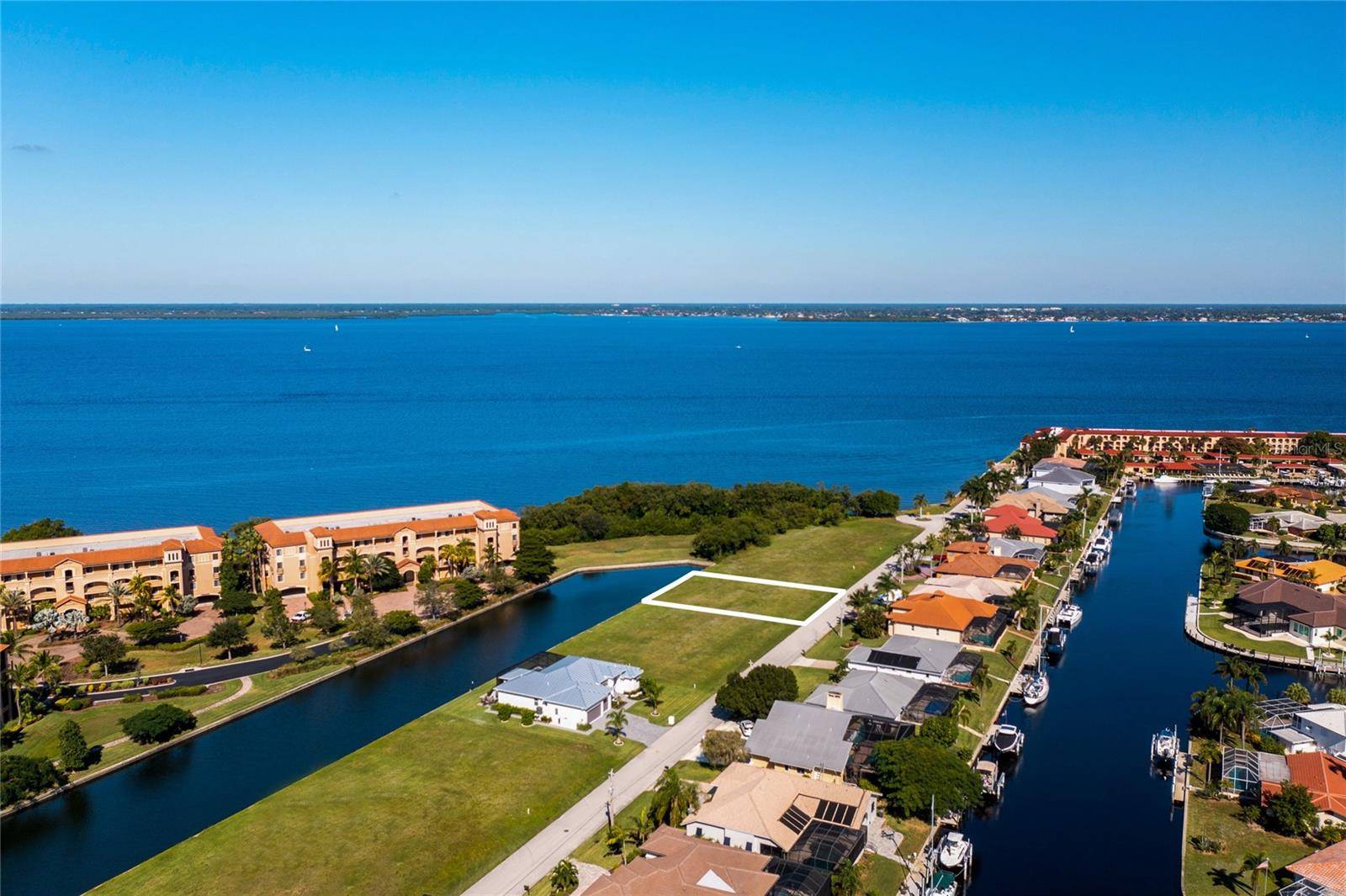 65 COLONY POINT DR, Punta Gorda, FL 33950