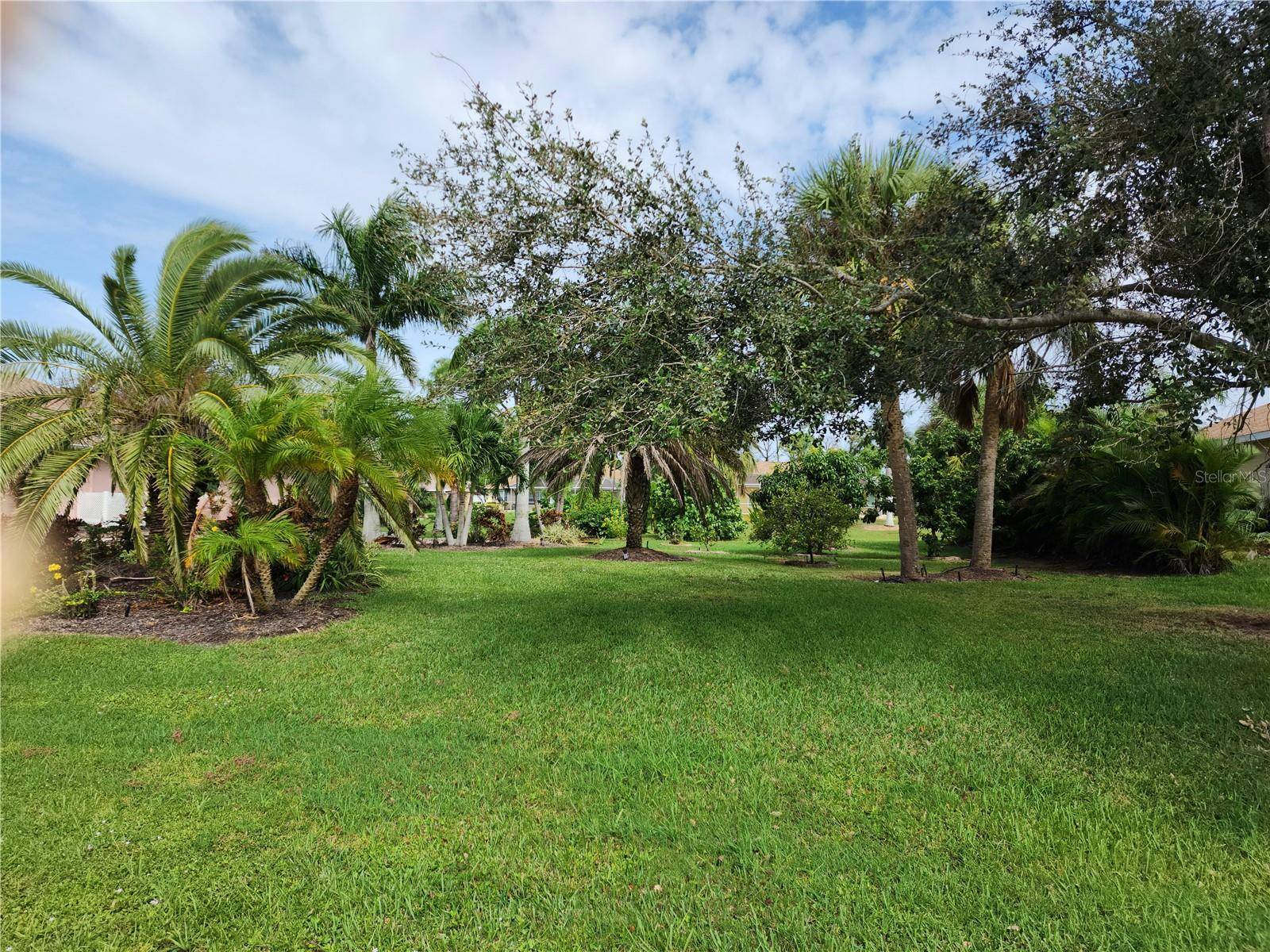 266 LONG MEADOW LN, Rotonda West, FL 33947