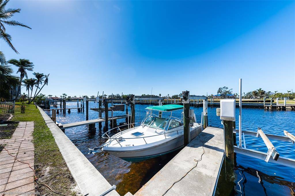 290 LEWIS CIR #131, Punta Gorda, FL 33950