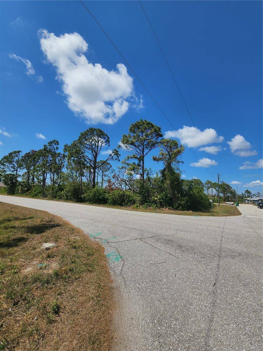 12282 APPLEBERG CIR, Port Charlotte, FL 33981