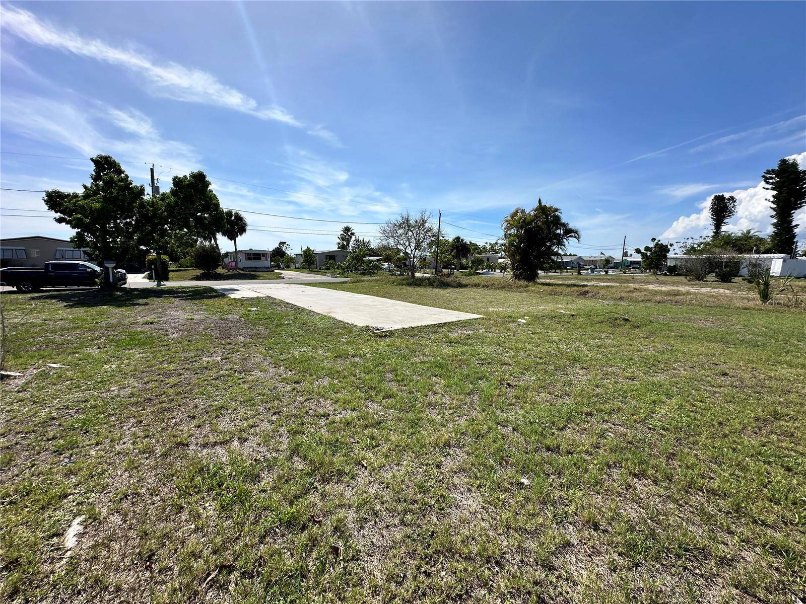 1427 SEAGULL DR, Englewood, FL 34224