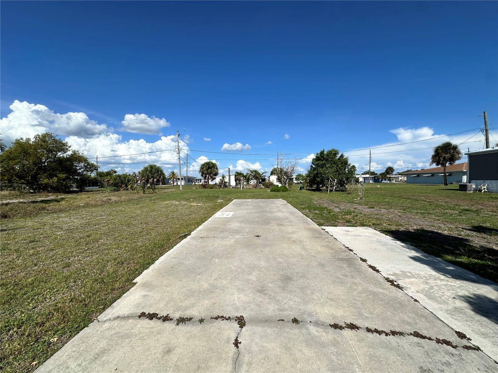 1427 SEAGULL DR, Englewood, FL 34224