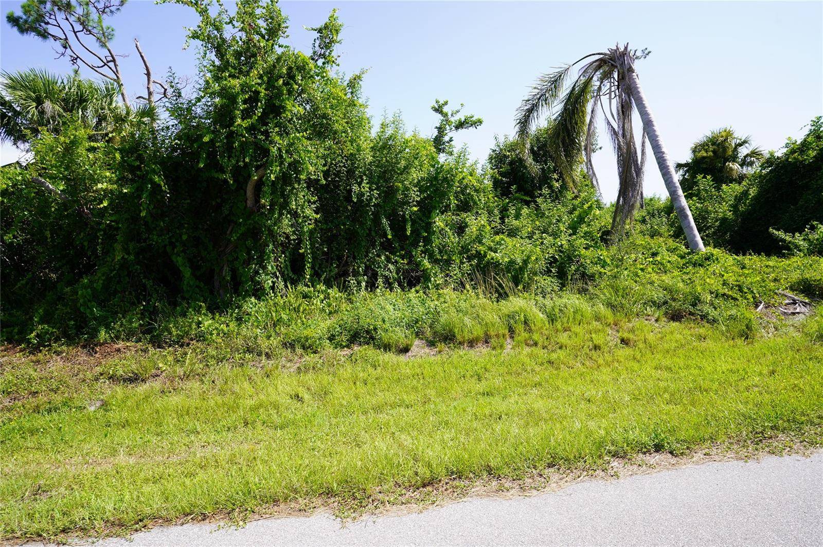 507 MERIDAN AVE NW, Port Charlotte, FL 33952