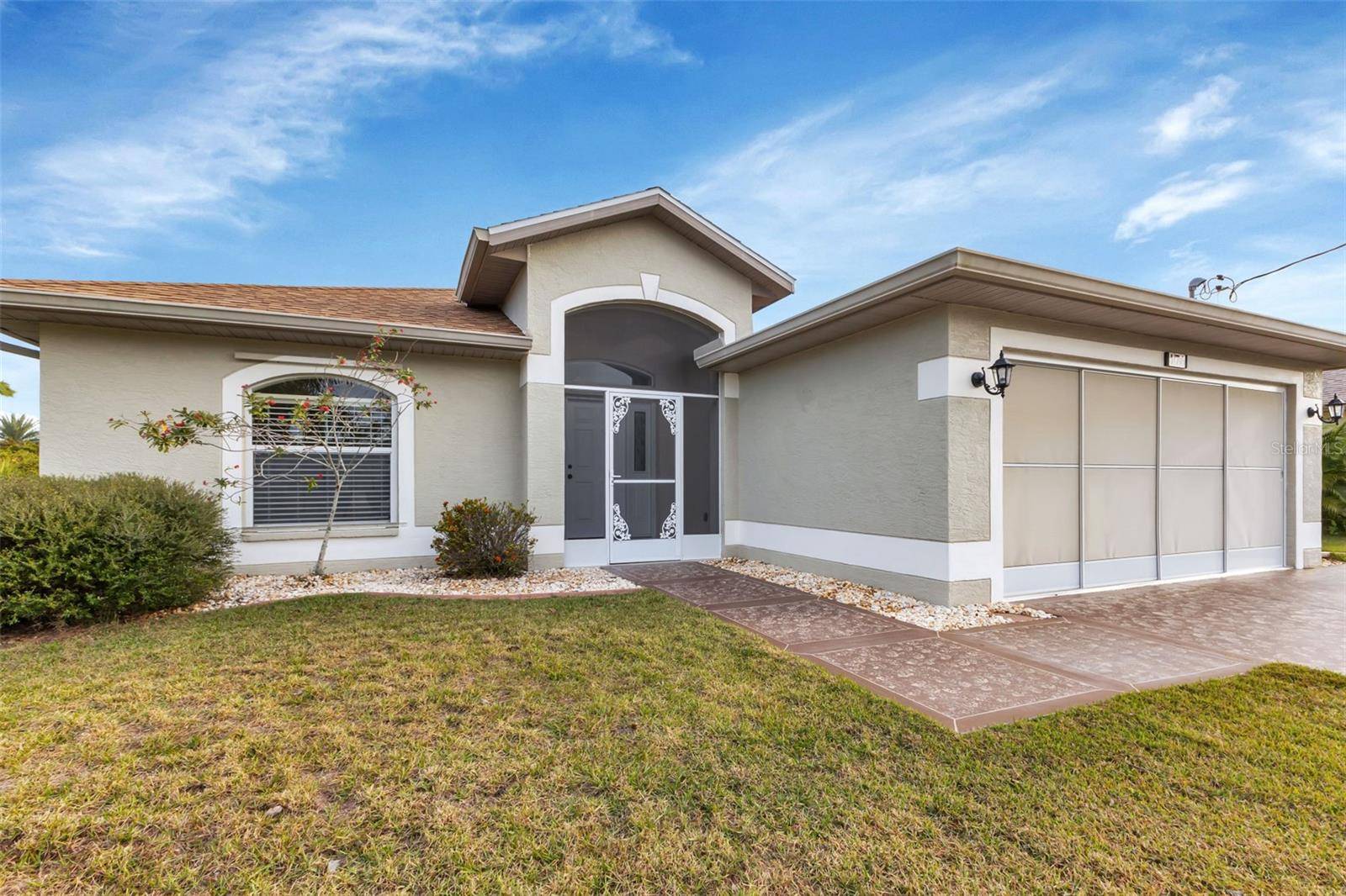 176 JENNIFER DR, Rotonda West, FL 33947