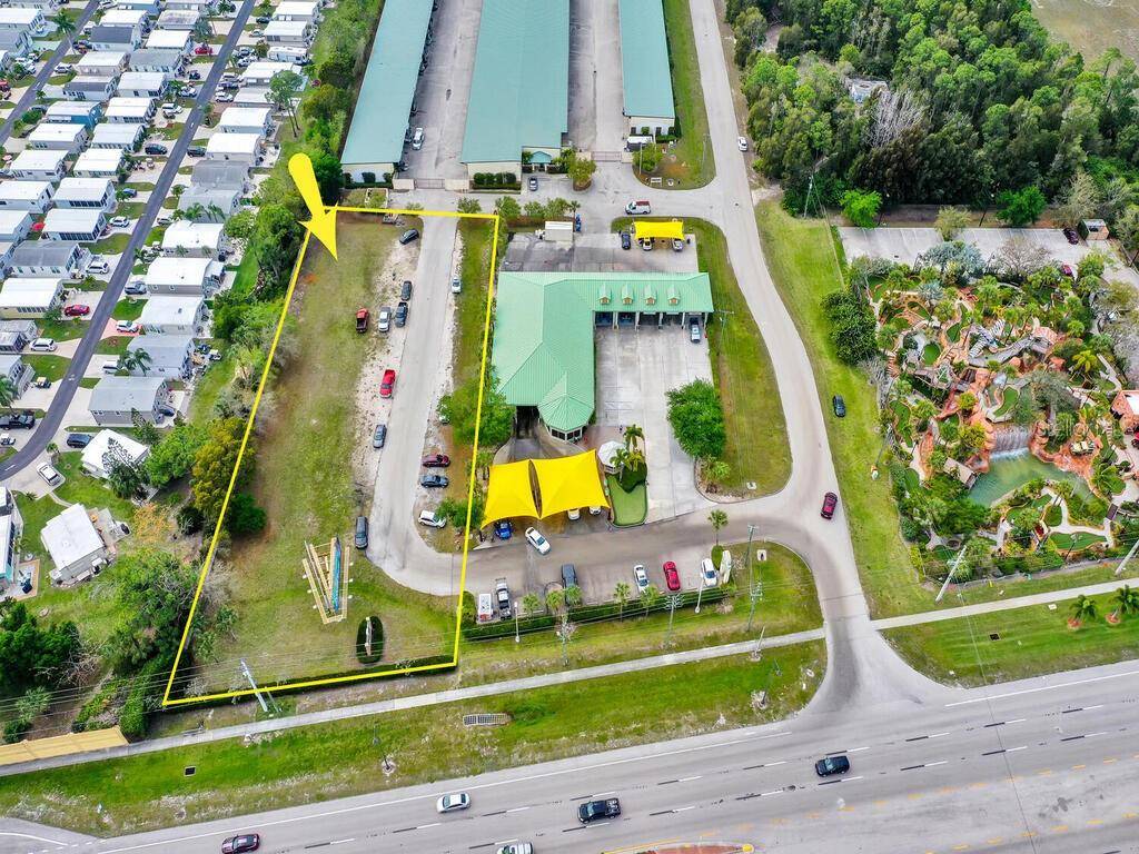 S TAMIAMI TRL, Bonita Springs, FL 34134
