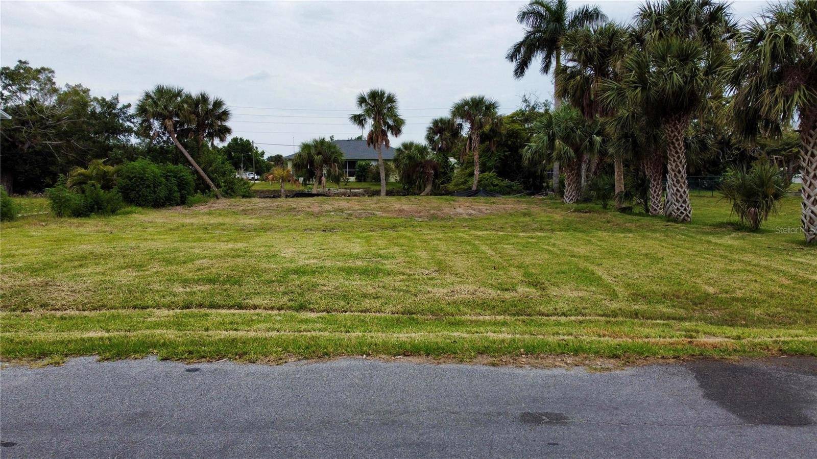 341 LAKE CT, Punta Gorda, FL 33950