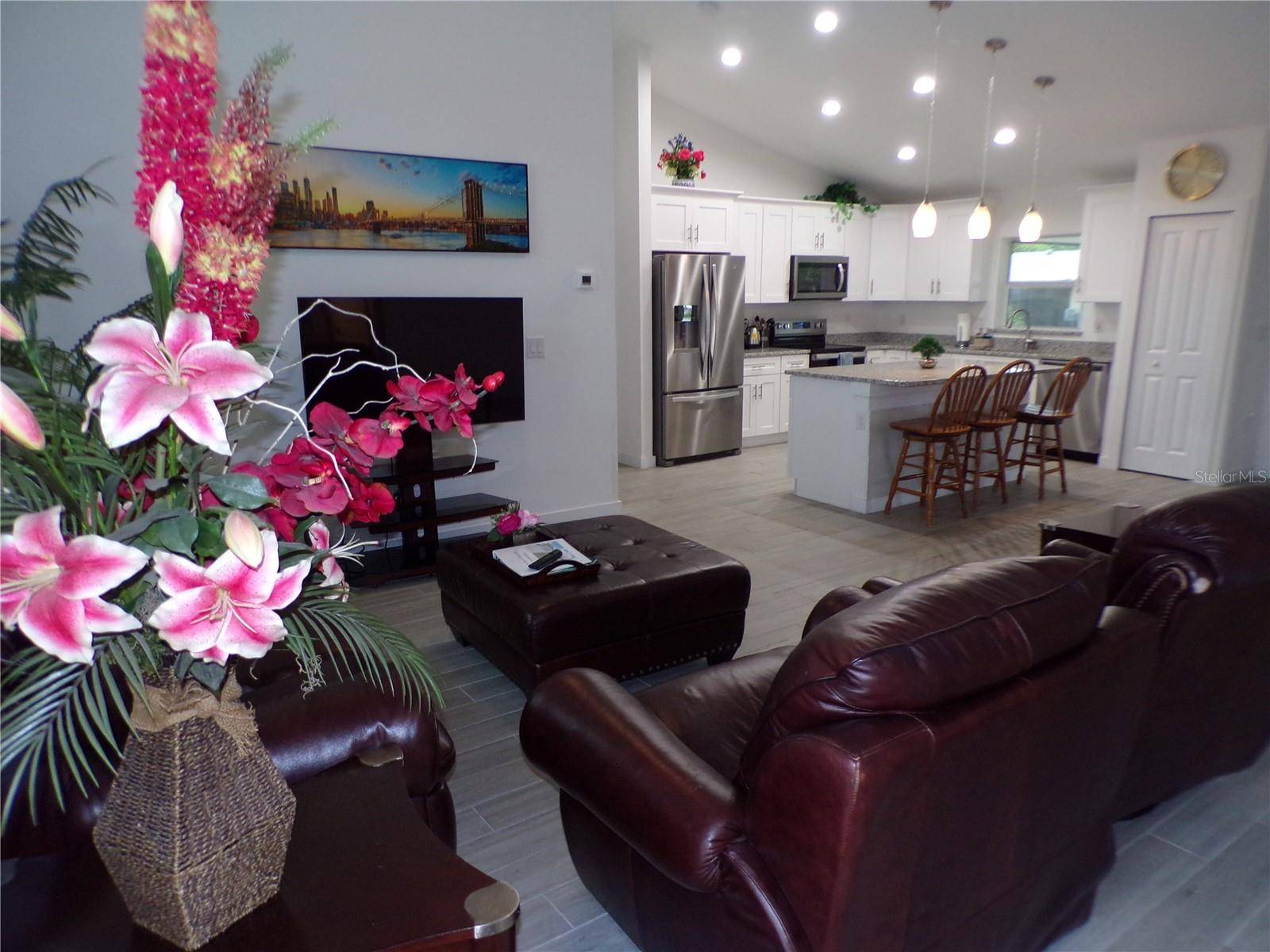 326 MILLPORT ST NW, Port Charlotte, FL 33948