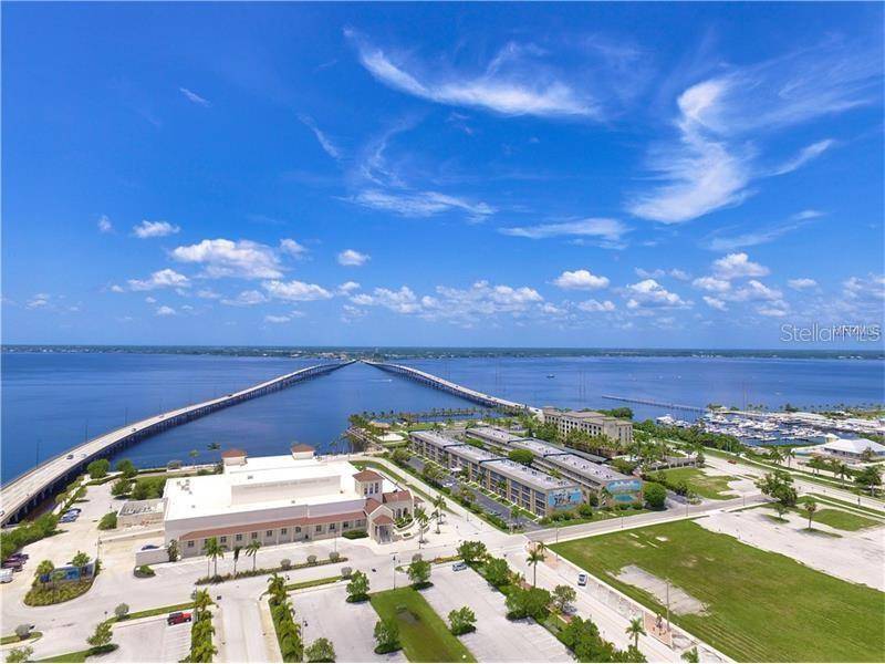 2267 CANNOLOT BLVD, Port Charlotte, FL 33948