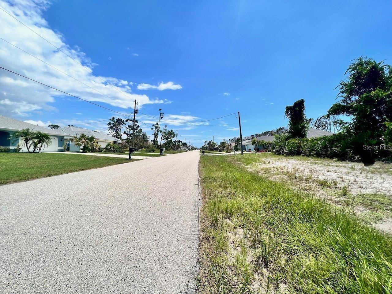 230 FAIRWAY RD, Rotonda West, FL 33947