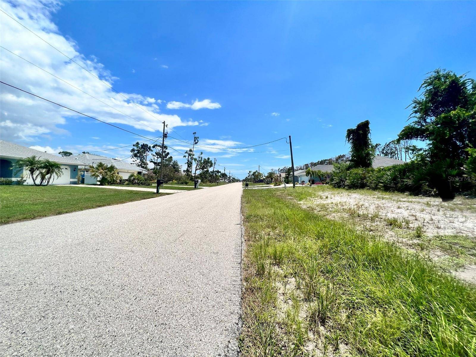 228 FAIRWAY RD, Rotonda West, FL 33947