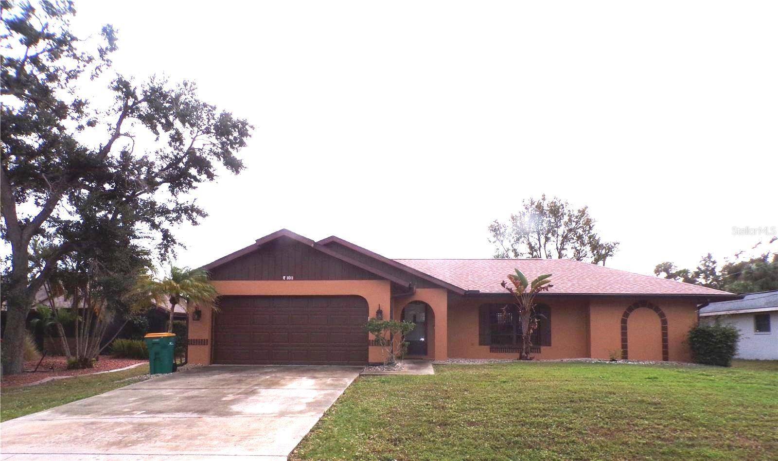 1011 TROPICAL AVE NW, Port Charlotte, FL 33948