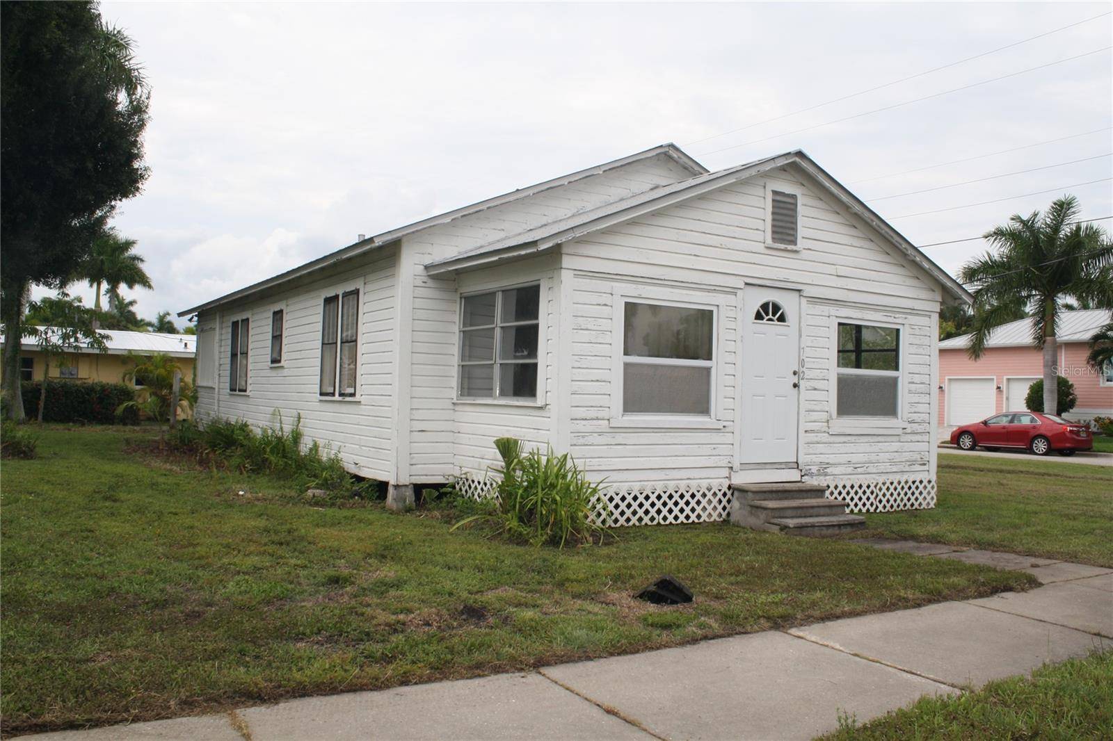 702 W OLYMPIA AVE, Punta Gorda, FL 33950