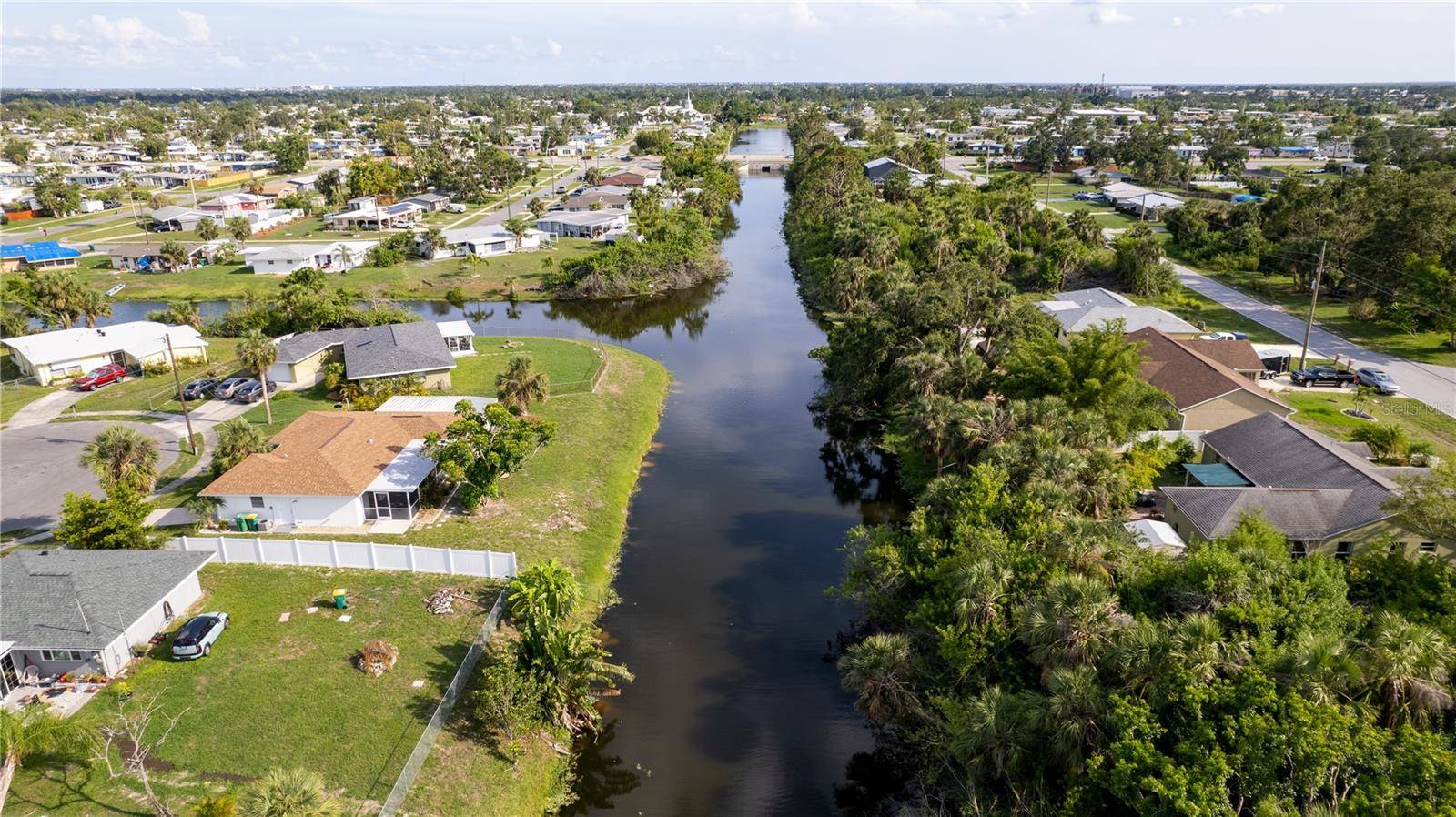 1556 BIRCHCREST BLVD, Port Charlotte, FL 33952
