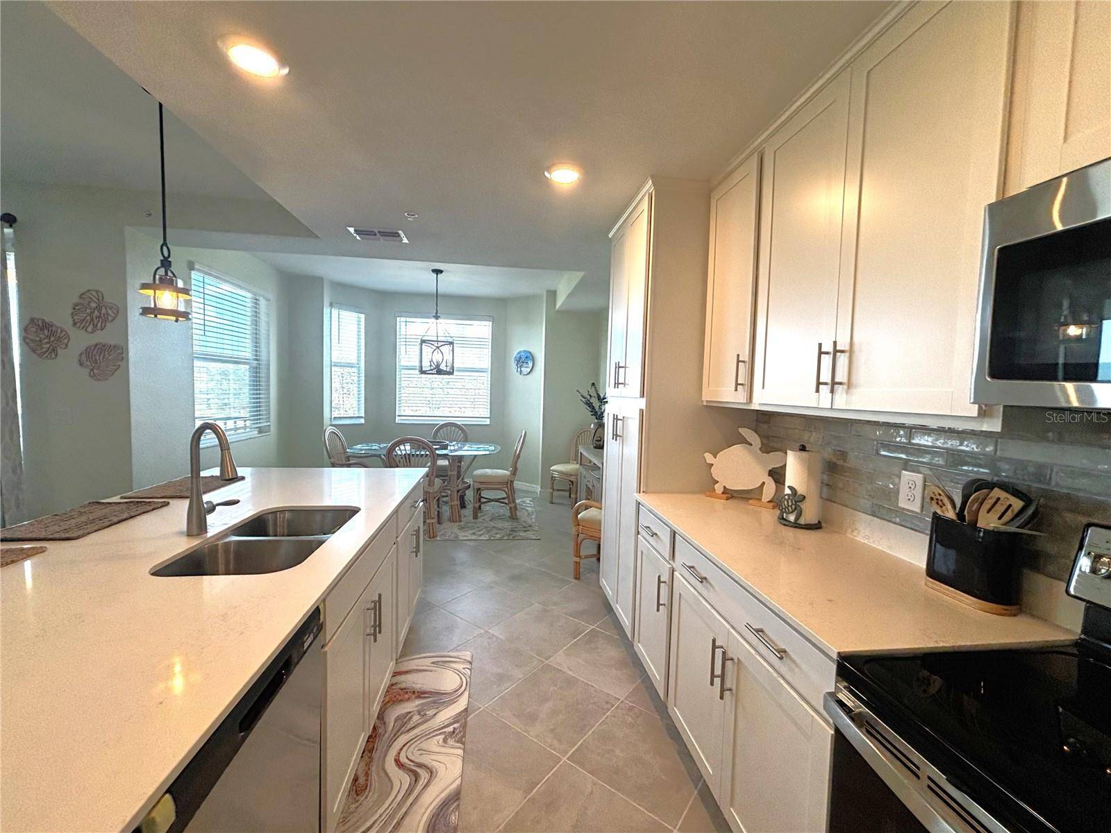 12240 WELLEN GOLF ST. #302, Venice, FL 34293