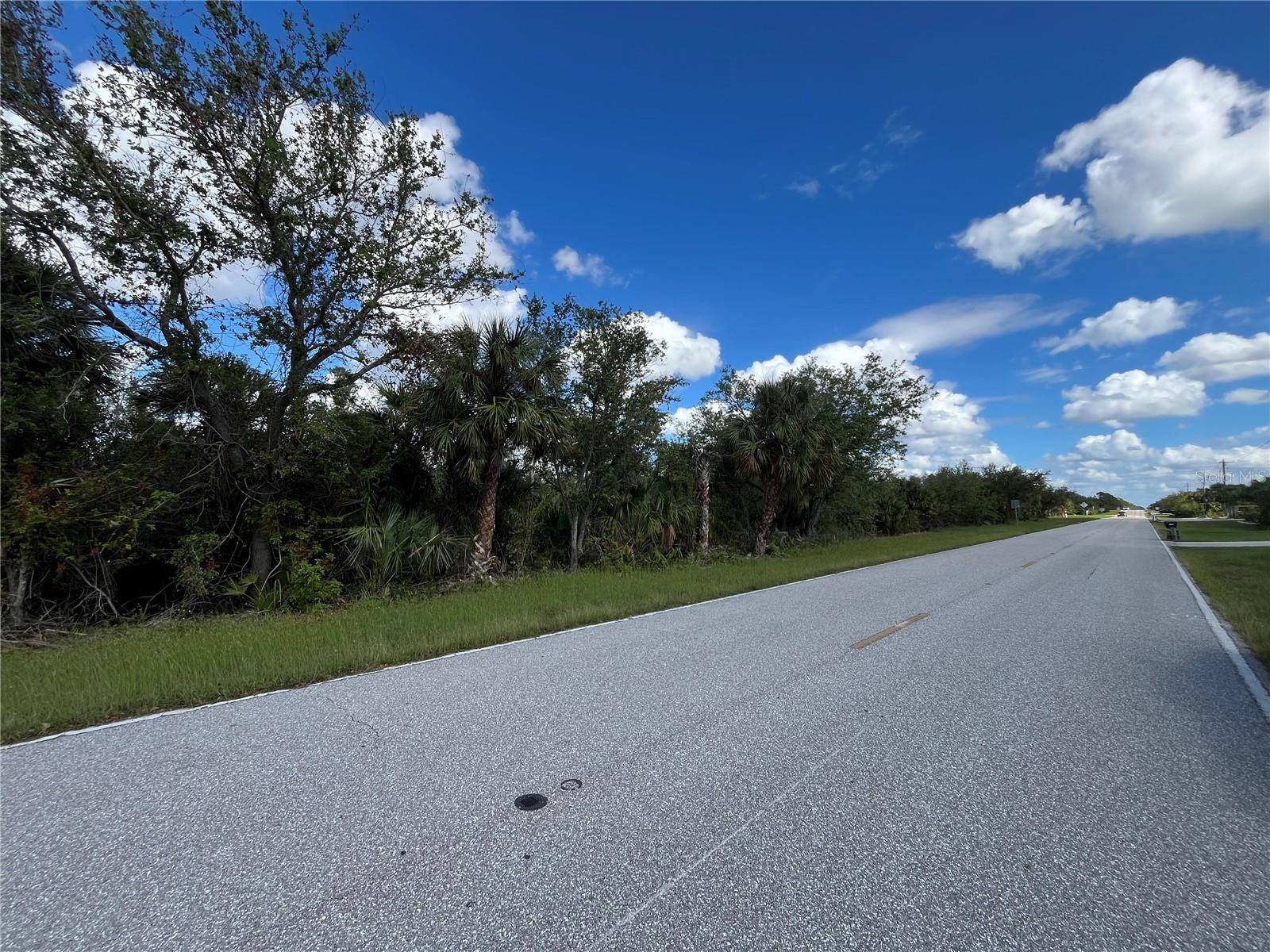 17174 EDGEWATER DR, Port Charlotte, FL 33948