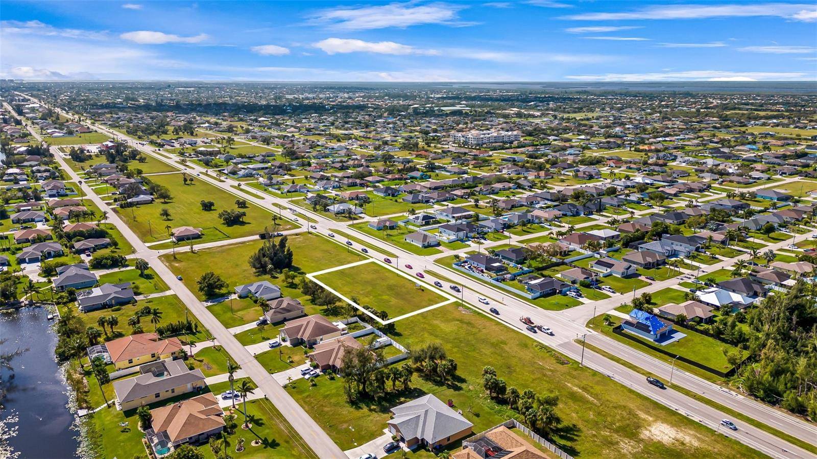 1213 CHIQUITA BLVD S, Cape Coral, FL 33991