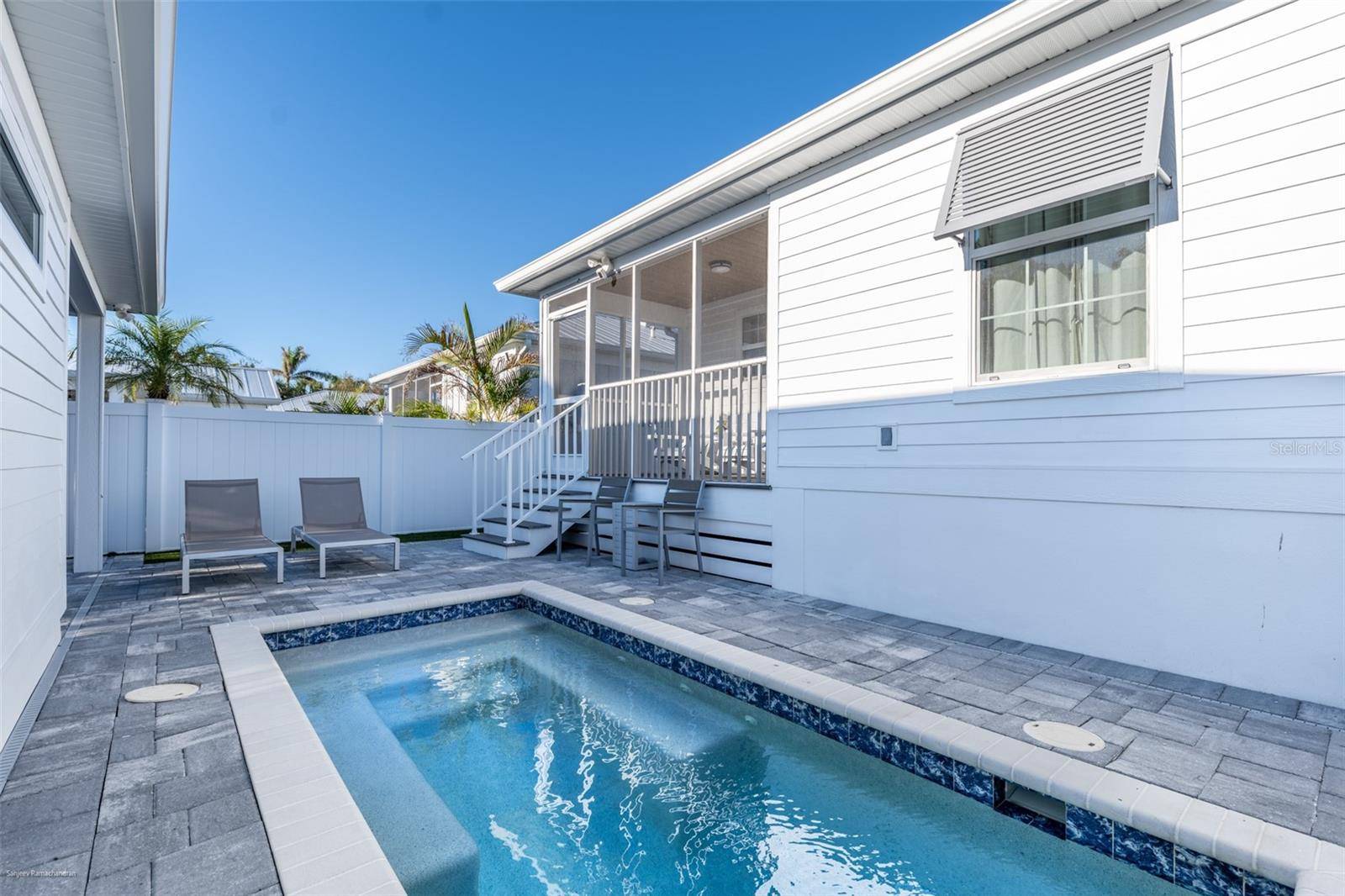 327 HARVEY ST, Punta Gorda, FL 33950