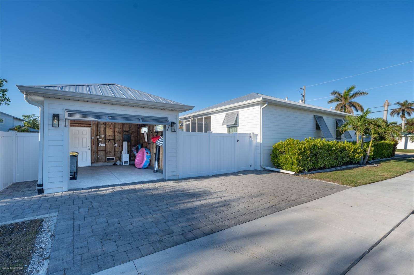 327 HARVEY ST, Punta Gorda, FL 33950