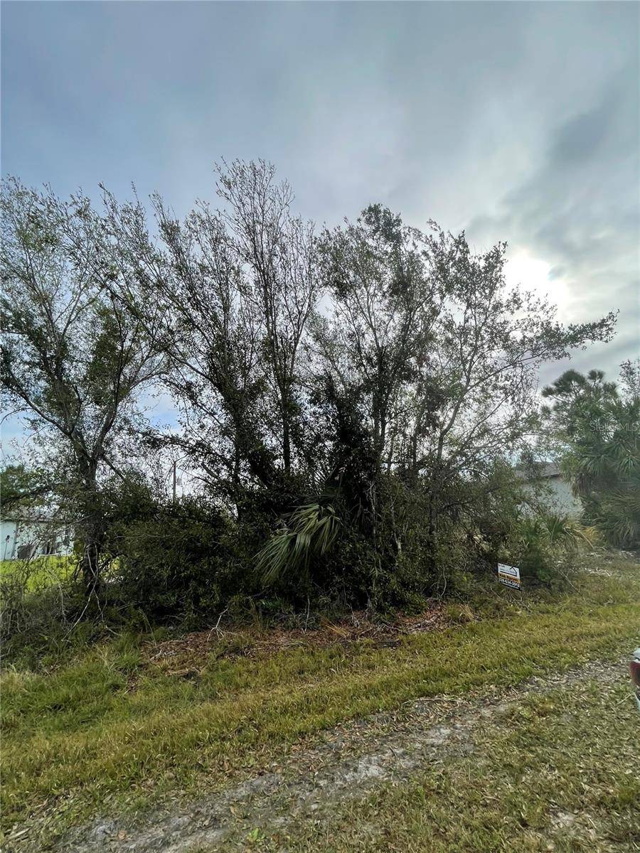 150 CHICKERING ST, Port Charlotte, FL 33954