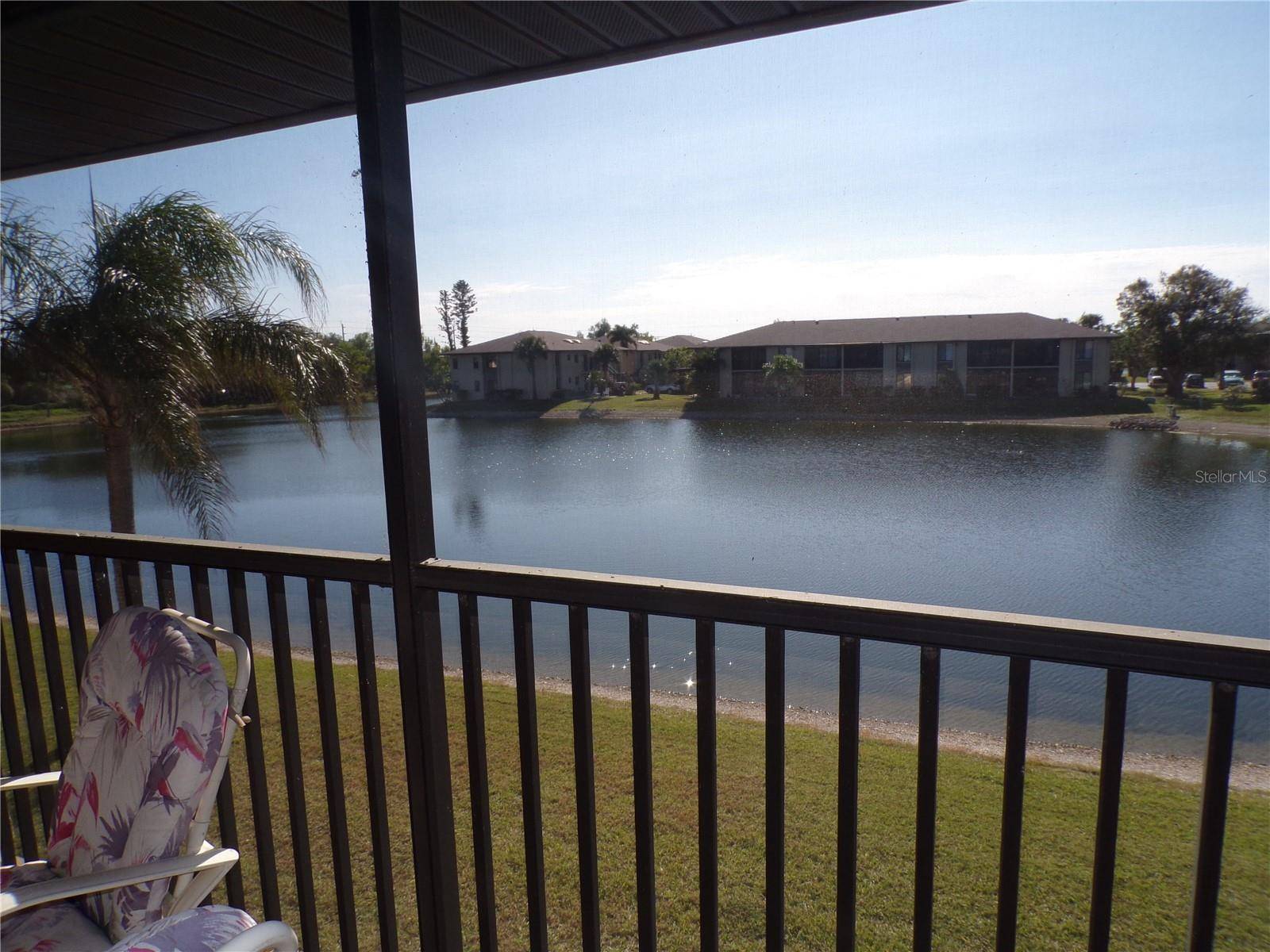4016 OAKVIEW DR #J9, Port Charlotte, FL 33980