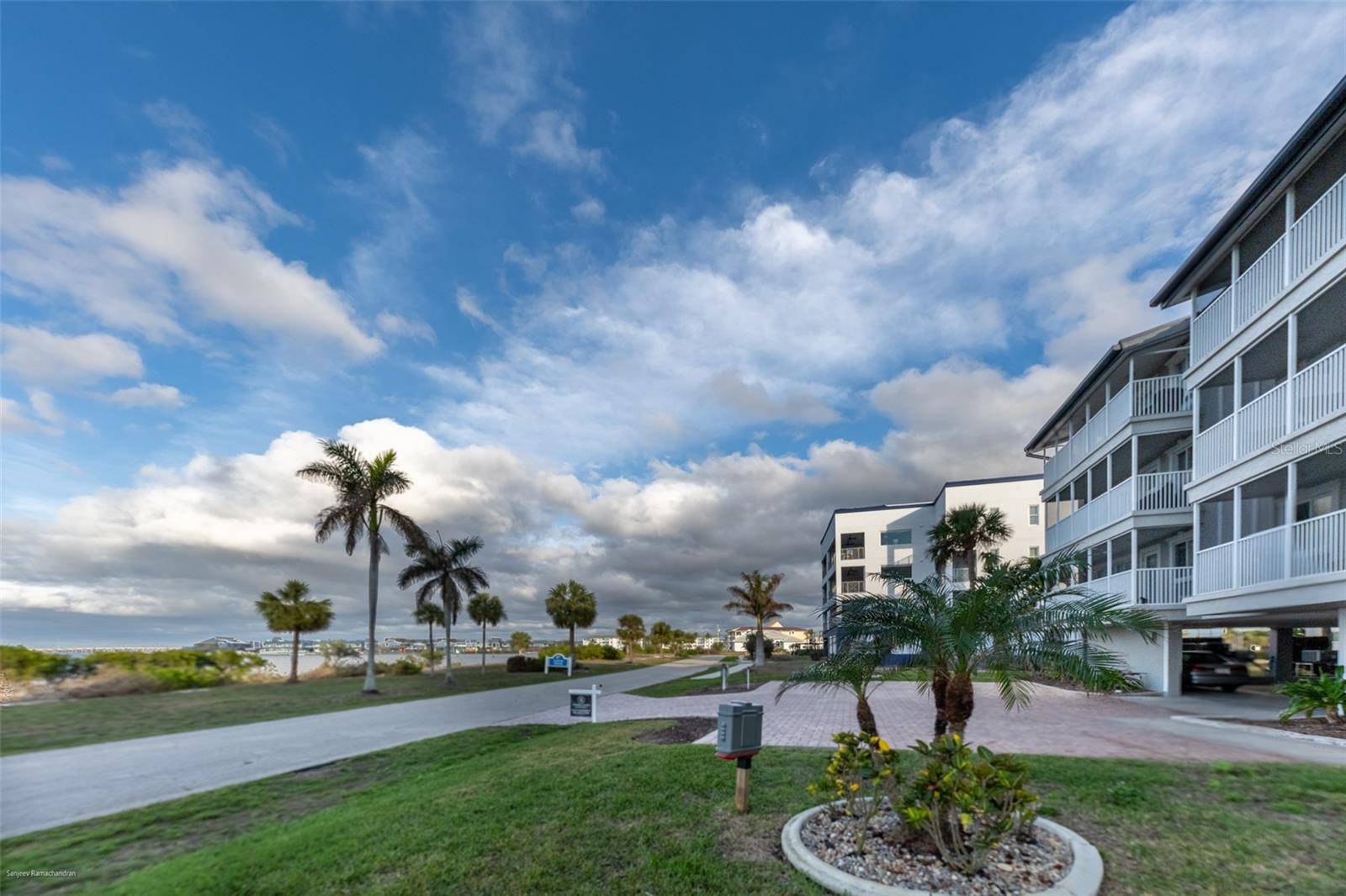 1477 PARK BEACH CIR #11, Punta Gorda, FL 33950