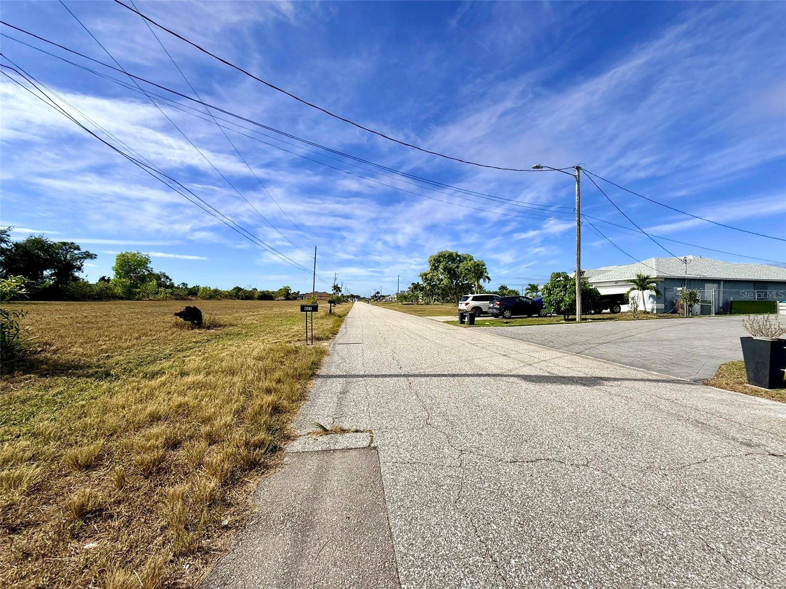 418 NW 14TH TER, Cape Coral, FL 33993