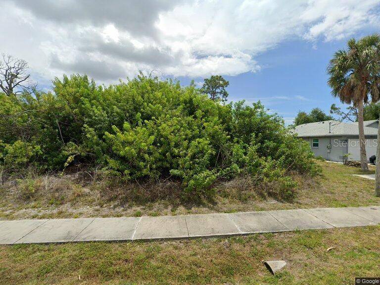 169 BONITA DR, Rotonda West, FL 33947