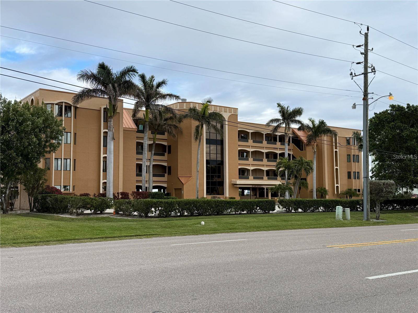 1601 PARK BEACH CIR #125/11, Punta Gorda, FL 33950